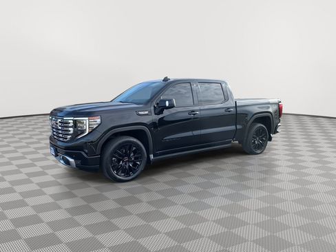 Used 2023 GMC Sierra 1500 Denali w/ Denali Reserve Package image 3