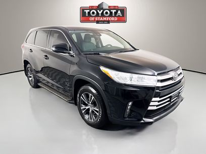 Used 2018 Toyota Highlander LE