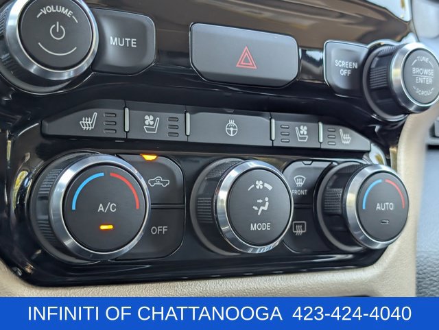 Used 2022 RAM 1500 Laramie AWD/4WD image 17