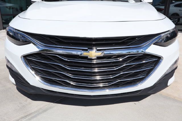 Used 2025 Chevrolet Malibu LT FWD image 16