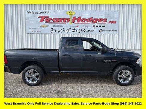 Used 2017 RAM 1500 Express AWD/4WD image 1