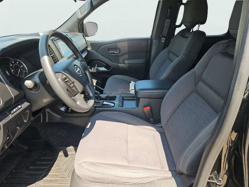 Used 2023 Nissan Frontier SV w/ Midnight Edition Package AWD/4WD image 31