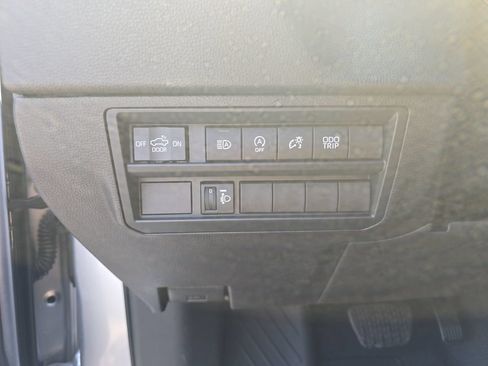 Used 2026 Toyota Tundra SR AWD/4WD image 28