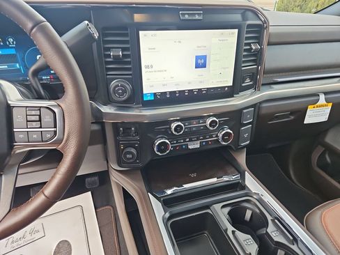 Used 2026 Ford F450 King Ranch w/ FX4 Off-Road Package AWD/4WD image 17