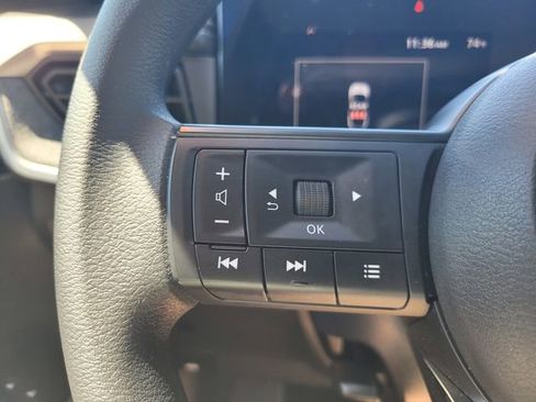 Certified 2025 Nissan Kicks SV FWD image 28