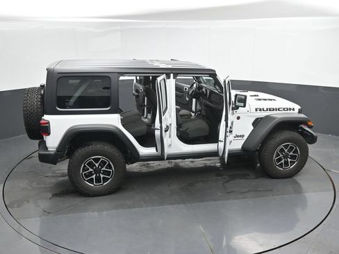 Used 2025 Jeep Wrangler Unlimited Rubicon AWD/4WD image 50