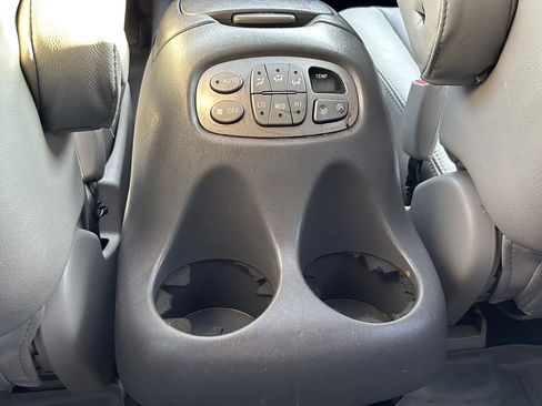 Used 2007 Toyota Sequoia Limited image 28