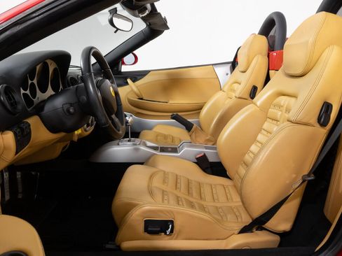 Used 2004 Ferrari 360 Spider RWD image 4