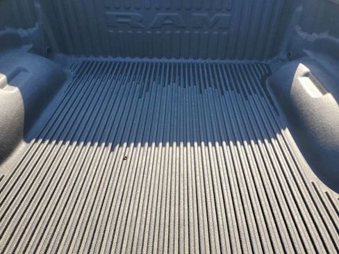 Used 2023 RAM 1500 Laramie AWD/4WD image 8