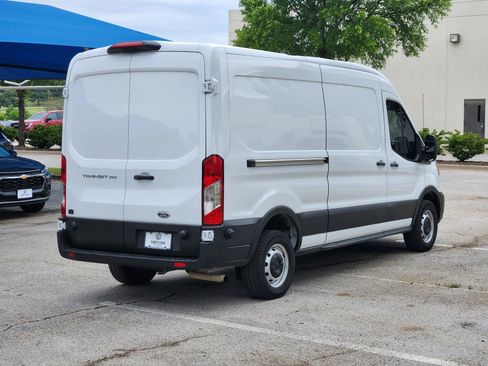 Used 2024 Ford Transit 250 148 Medium Roof RWD image 5