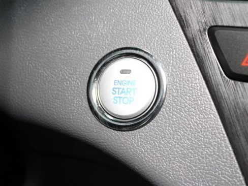 Used 2013 Hyundai Sonata SE FWD image 13