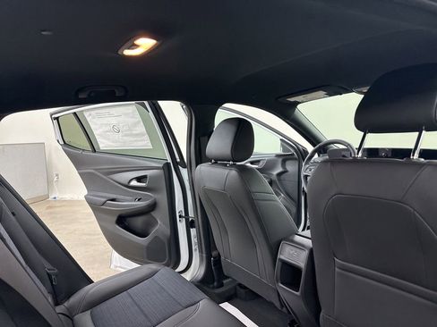 New 2026 Buick Envista Sport Touring w/ Convenience I Package FWD image 19