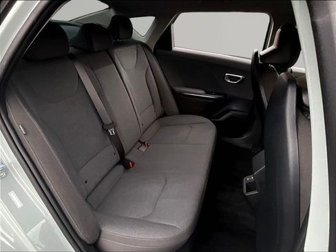 Used 2025 Kia K4 FWD image 23
