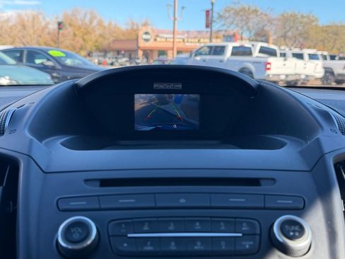 Used 2017 Ford C-MAX Energi SE image 30