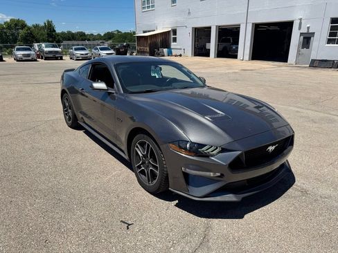 Used 2018 Ford Mustang GT Premium RWD image 1