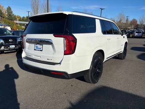 Certified 2022 GMC Yukon XL SLT w/ SLT Luxury Package image 5