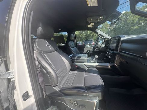 Used 2024 Ford F150 Platinum w/ FX4 Off-Road Package AWD/4WD image 9