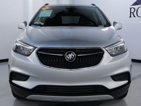 Used 2022 Buick Encore Preferred w/ Safety Package image 2