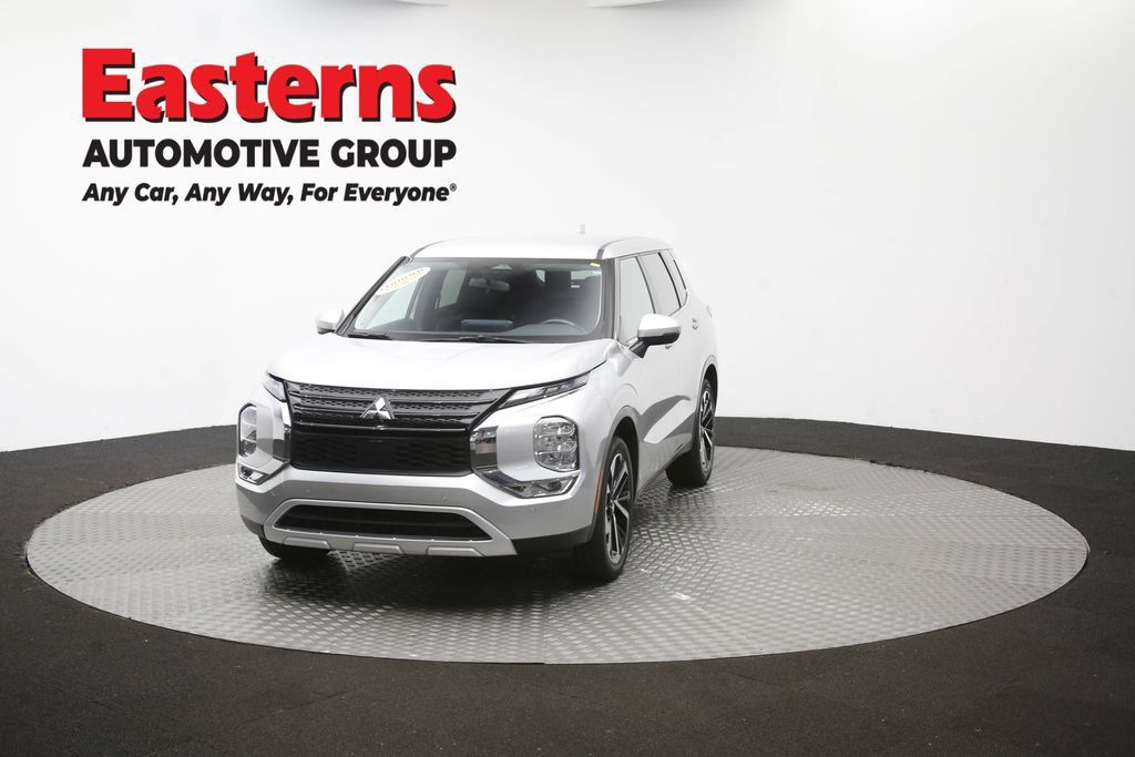 Used 2024 Mitsubishi Outlander SE FWD image 54