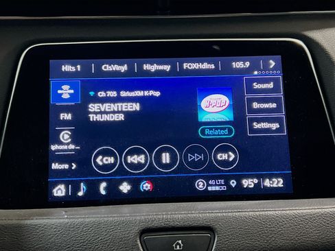 Used 2022 Cadillac XT4 Sport w/ Safety Alert Package FWD image 10