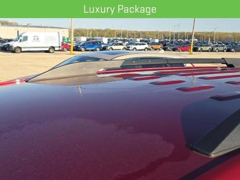Used 2023 GMC Acadia SLT w/ Elevation Edition AWD/4WD image 20