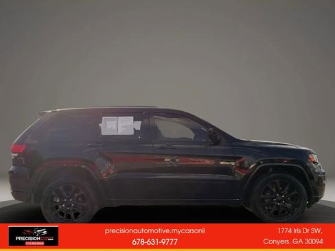 Used 2018 Jeep Grand Cherokee Altitude image 7
