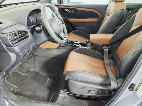 Used 2026 Subaru Forester Touring AWD/4WD image 14