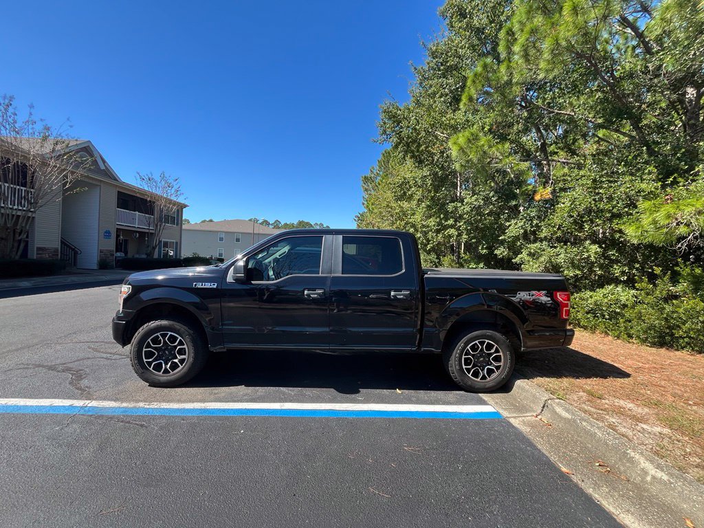 Used 2018 Ford F150 XL w/ Equipment Group 101A Mid AWD/4WD image 1