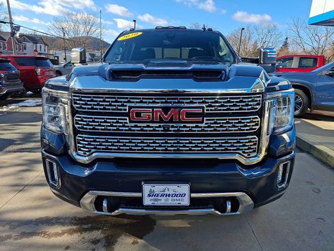 Used 2020 GMC Sierra 3500 Denali w/ Denali Ultimate Package image 2