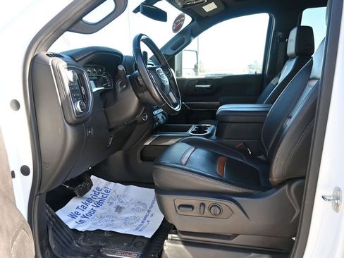 Used 2023 GMC Sierra 2500 AT4 image 18
