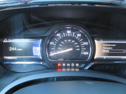 Used 2016 Lincoln Navigator L Reserve AWD/4WD image 15