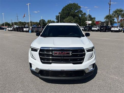 Used 2025 GMC Acadia Elevation image 3