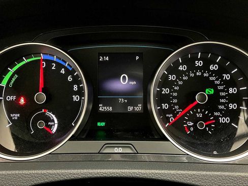 Used 2019 Volkswagen e-Golf SE w/ Driver Assistance Package image 22