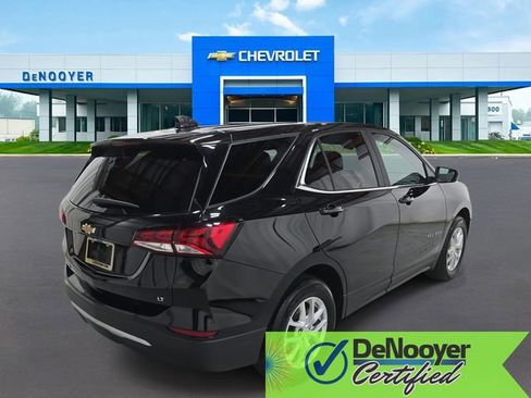 Used 2022 Chevrolet Equinox LT w/ LPO, Floor Liner Package image 5