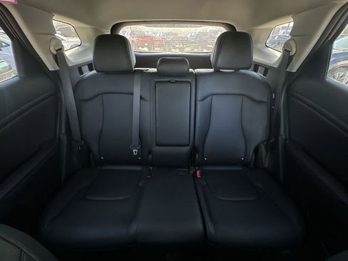 Used 2025 Kia Sportage EX FWD image 24