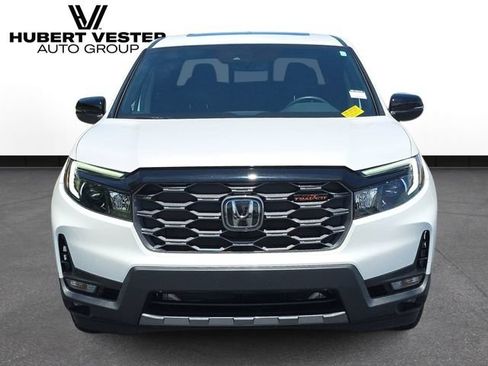 Used 2025 Honda Ridgeline TrailSport image 3