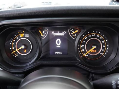 Certified 2024 Jeep Wrangler Sport image 29