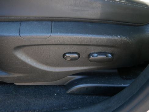 Used 2022 Buick Encore Preferred w/ Safety Package AWD/4WD image 23