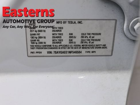 Used 2022 Tesla Model Y Long Range AWD/4WD image 29