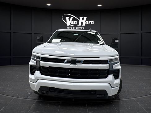 Used 2024 Chevrolet Silverado 1500 RST w/ True North Edition Plus AWD/4WD image 2