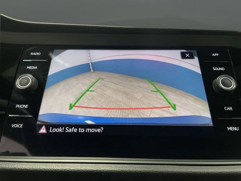 Used 2024 Volkswagen Jetta GLI 40th Anniversary Edition image 9