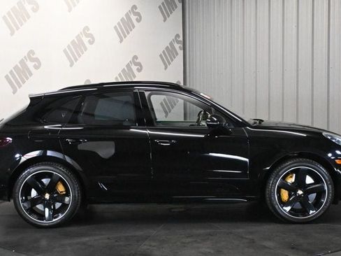 Used 2017 Porsche Macan GTS AWD/4WD image 4