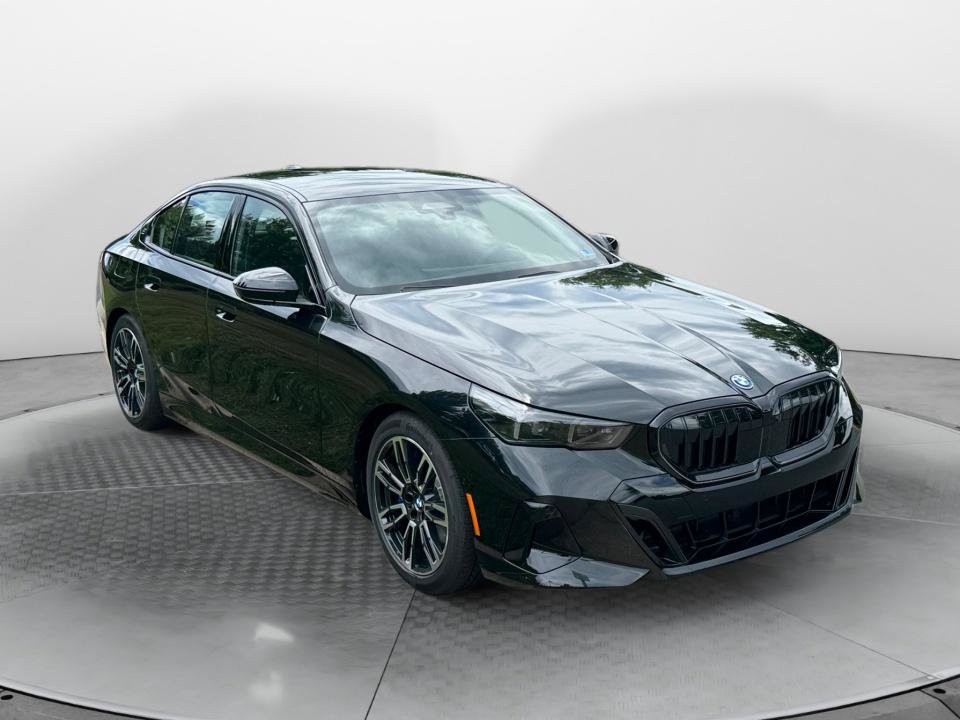 New 2027 BMW 550e xDrive w/ Executive Package AWD/4WD image 1
