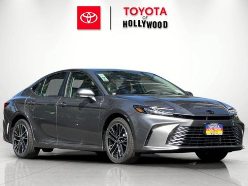 New 2026 Toyota Camry XLE FWD image 1