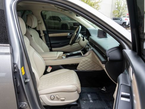 Used 2021 Genesis GV80 3.5T w/ Prestige Package 07 AWD/4WD image 9