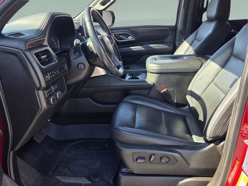 Used 2021 Chevrolet Tahoe Z71 w/ Luxury Package AWD/4WD image 9