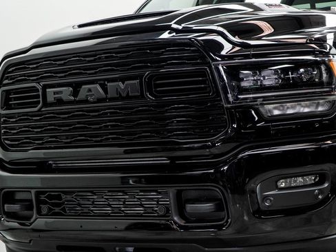 Used 2024 RAM 2500 Limited image 2