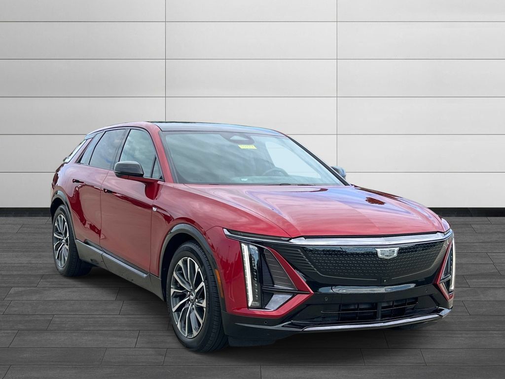 Certified 2024 Cadillac Lyriq Sport AWD/4WD image 7