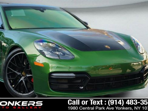 Used 2019 Porsche Panamera GTS image 18