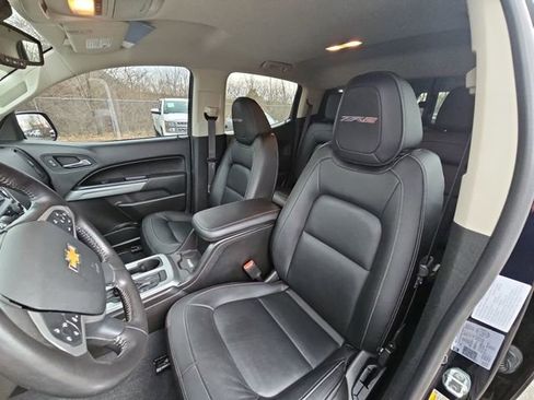 Used 2022 Chevrolet Colorado ZR2 image 18